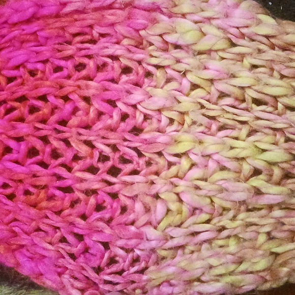 Multi colour wool scarf - Picture 6 of 6